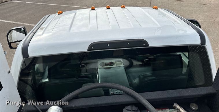 image for item DO3377 2018 Ford  F550 utility / service truck