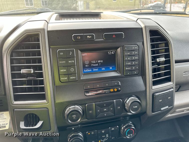 image for item DO3377 2018 Ford  F550 utility / service truck