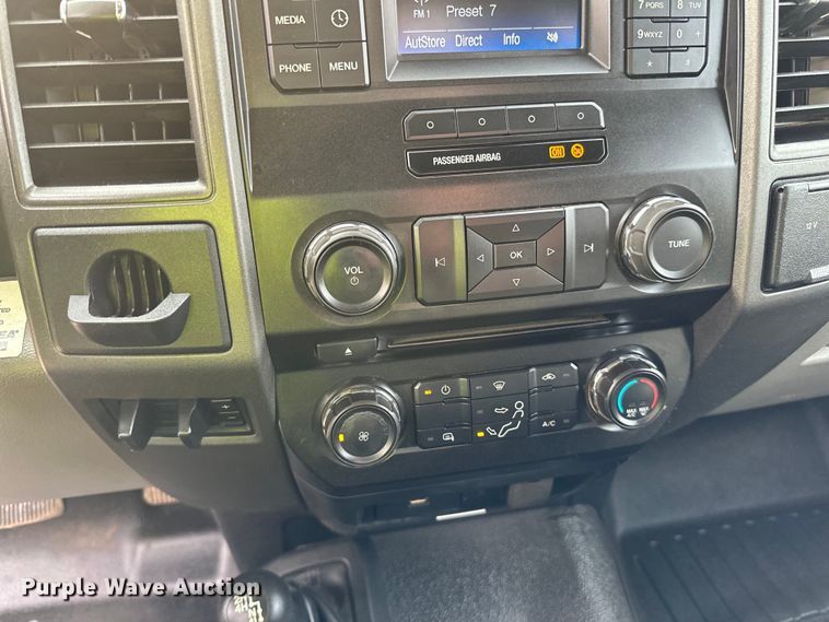 image for item DO3377 2018 Ford  F550 utility / service truck