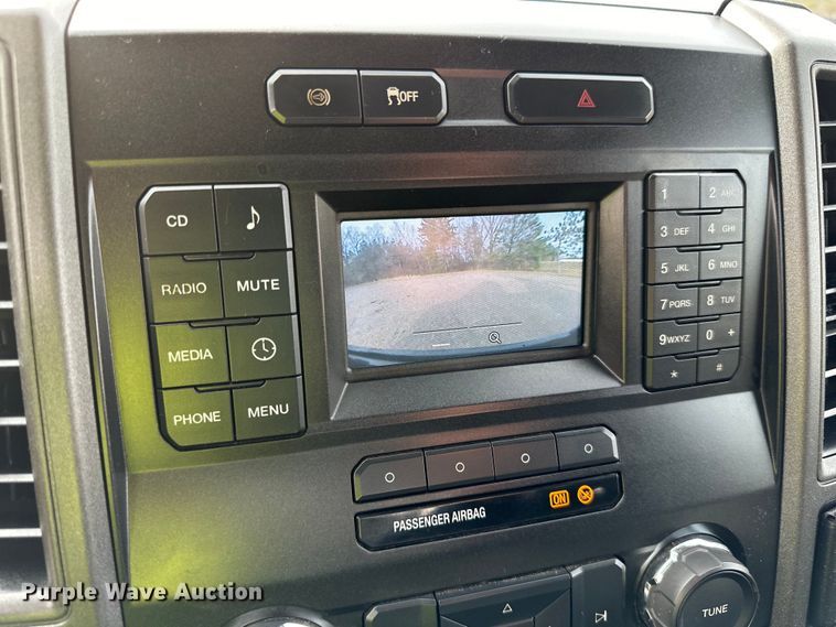 image for item DO3377 2018 Ford  F550 utility / service truck