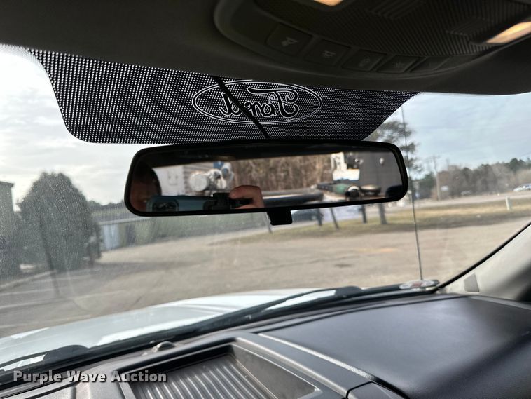 image for item DO3377 2018 Ford  F550 utility / service truck