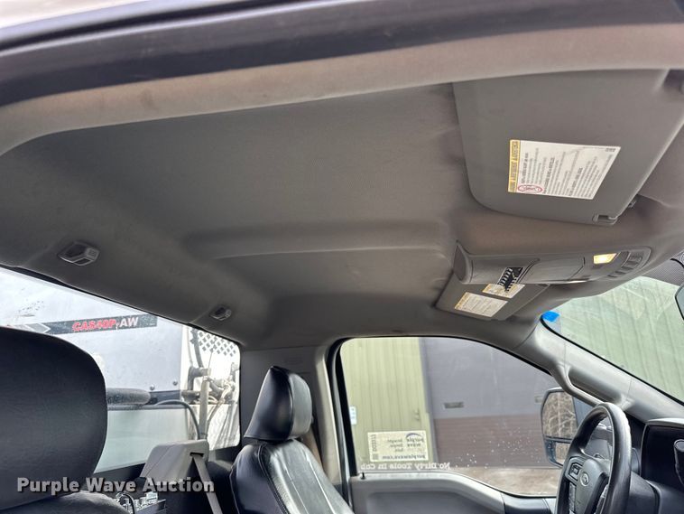 image for item DO3377 2018 Ford  F550 utility / service truck