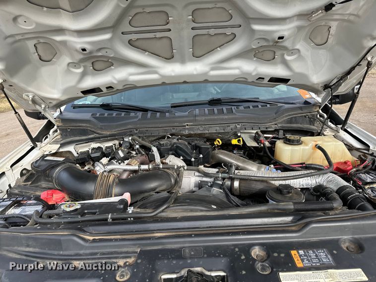 image for item DO3377 2018 Ford  F550 utility / service truck