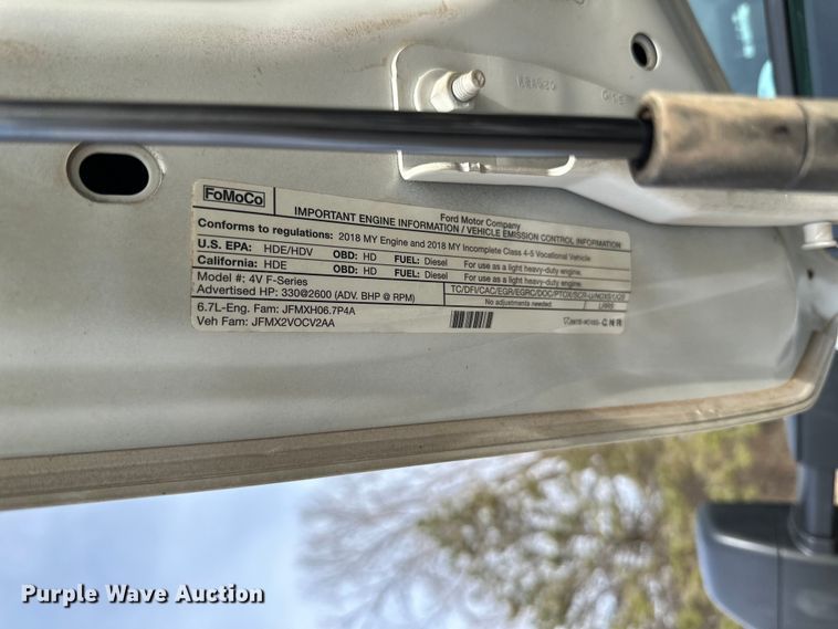 image for item DO3377 2018 Ford  F550 utility / service truck