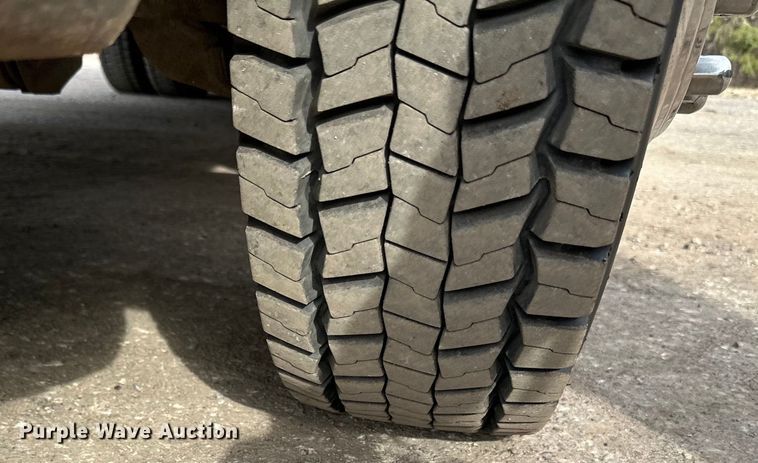 image for item DO3377 2018 Ford  F550 utility / service truck