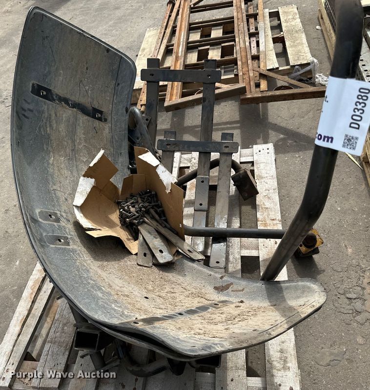 image for item DO3380 Caterpillar 140M fender kit