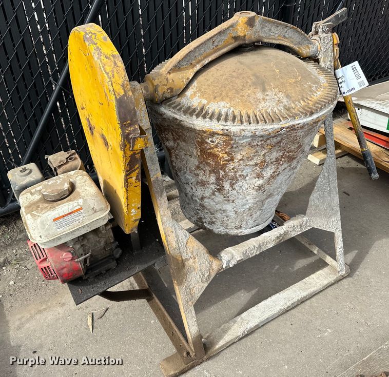 image for item DO3381 Cement mixer Concrete mixer