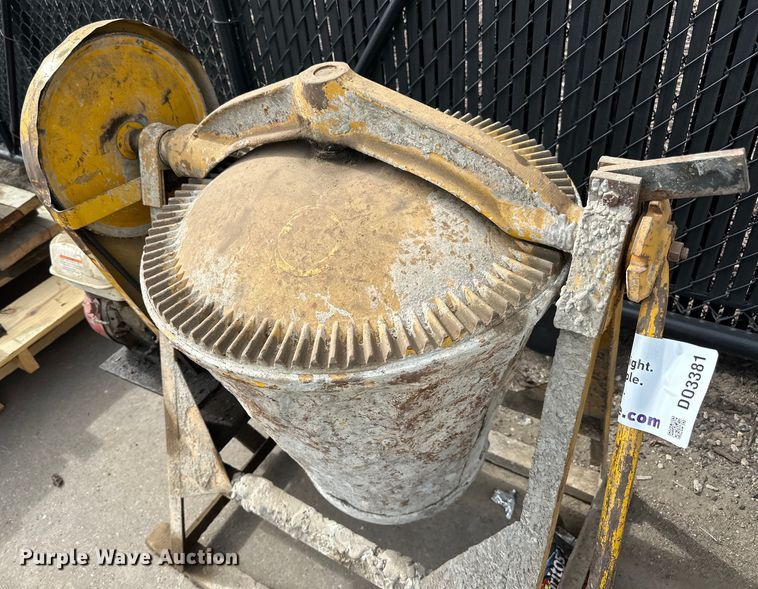 image for item DO3381 Cement mixer Concrete mixer