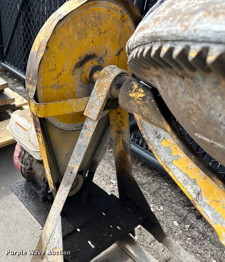 image for item DO3381 Cement mixer Concrete mixer