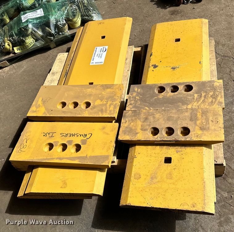 image for item DO3385 Wheel loader cutting edges