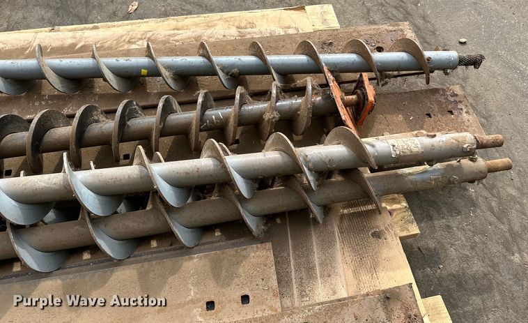 image for item DO3386 Plow and salter parts  Truck parts