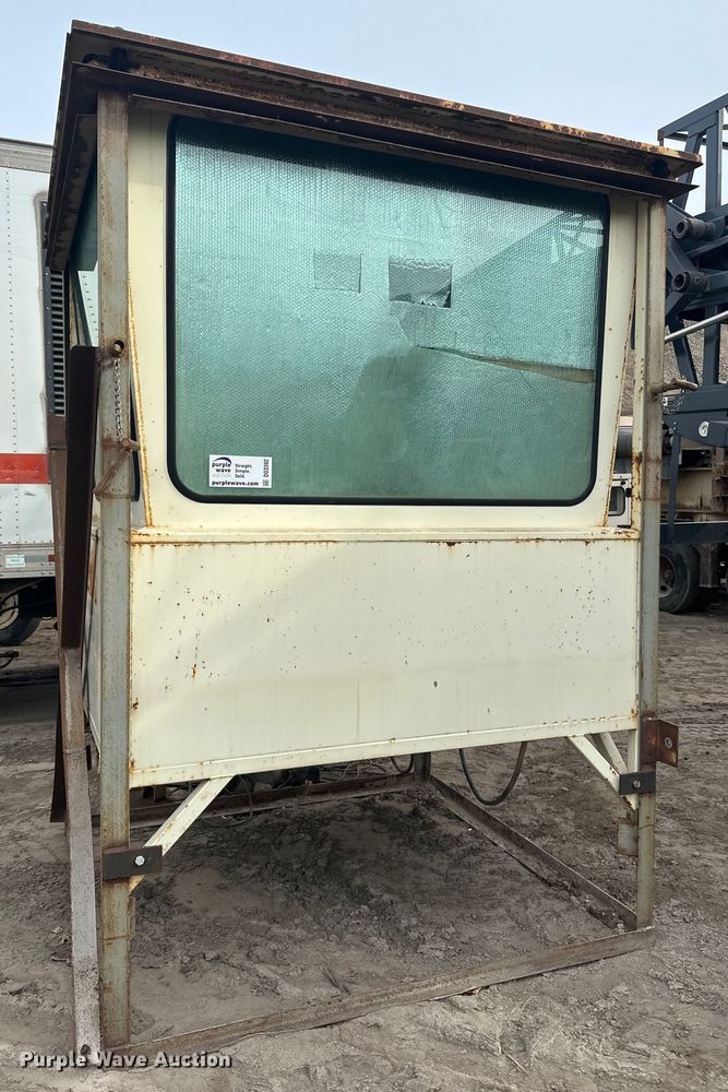 image for item DO3392 Control tower