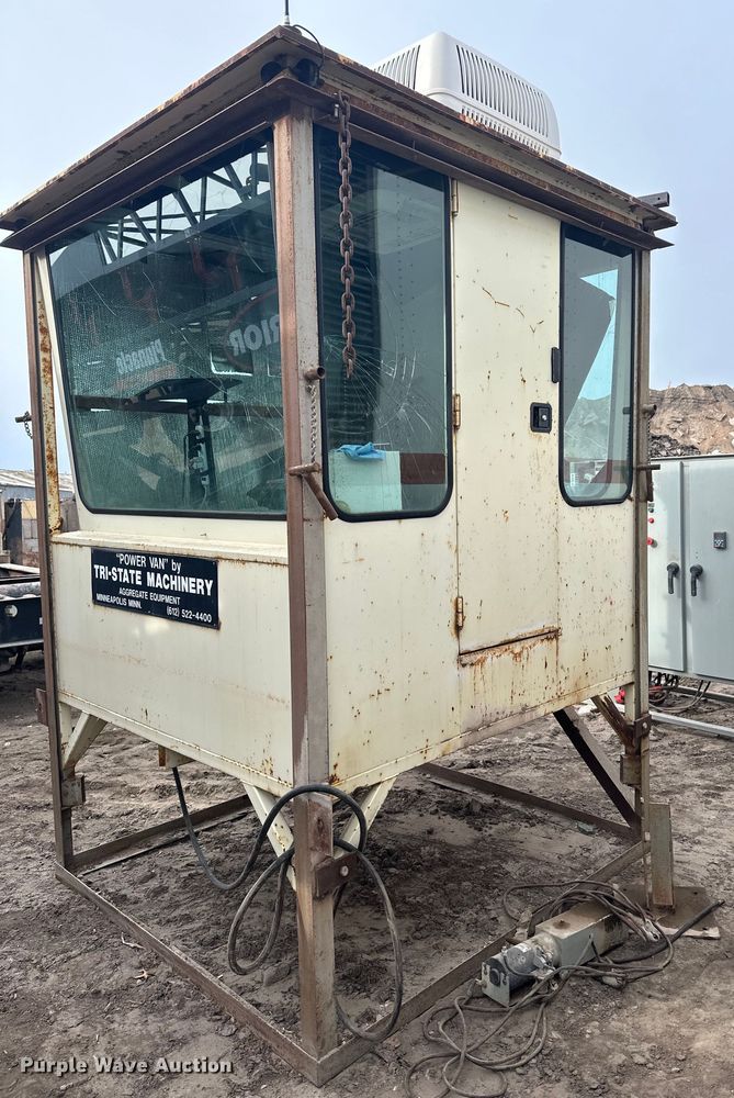 image for item DO3392 Control tower