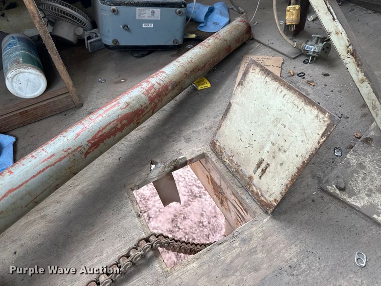 image for item DO3392 Control tower