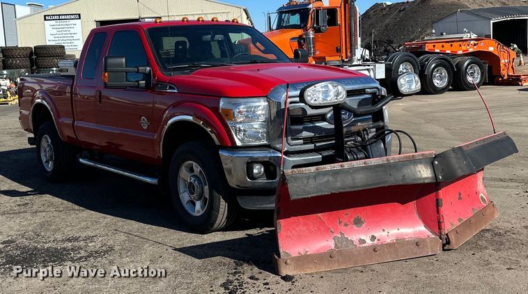 image for item DO3394 2015 Ford F350 Super Duty Lariat SuperCab pickup truck