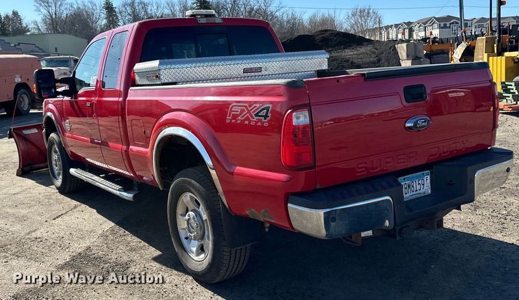 image for item DO3394 2015 Ford F350 Super Duty Lariat SuperCab pickup truck