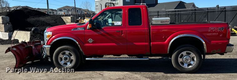 image for item DO3394 2015 Ford F350 Super Duty Lariat SuperCab pickup truck