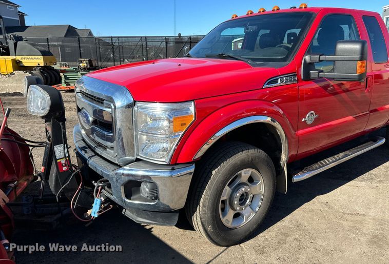 image for item DO3394 2015 Ford F350 Super Duty Lariat SuperCab pickup truck