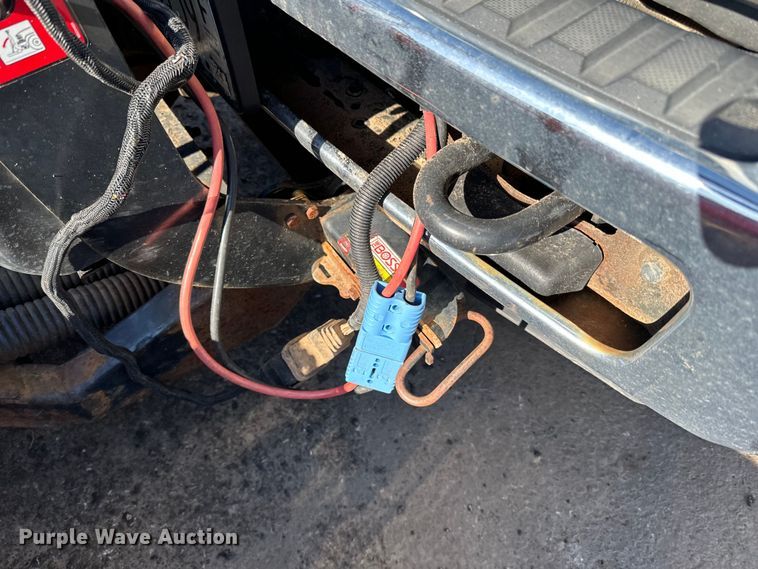 image for item DO3394 2015 Ford F350 Super Duty Lariat SuperCab pickup truck