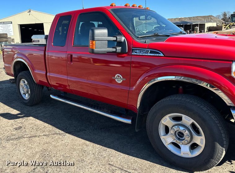 image for item DO3394 2015 Ford F350 Super Duty Lariat SuperCab pickup truck
