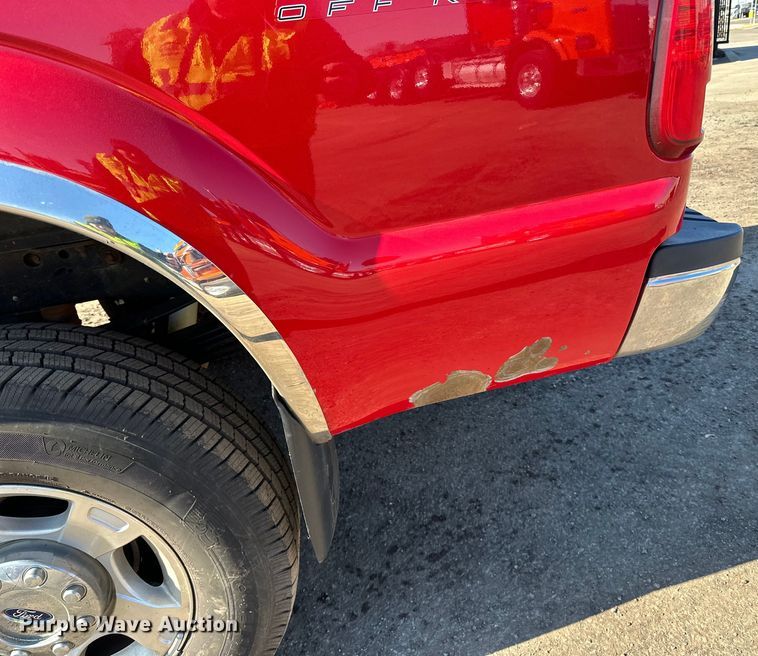 image for item DO3394 2015 Ford F350 Super Duty Lariat SuperCab pickup truck