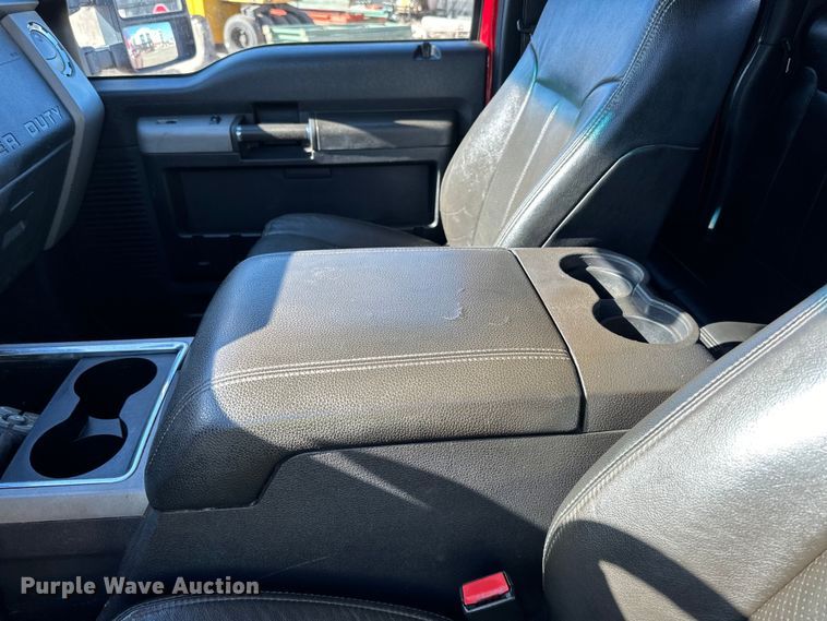 image for item DO3394 2015 Ford F350 Super Duty Lariat SuperCab pickup truck