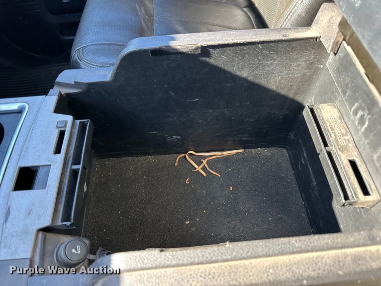 image for item DO3394 2015 Ford F350 Super Duty Lariat SuperCab pickup truck