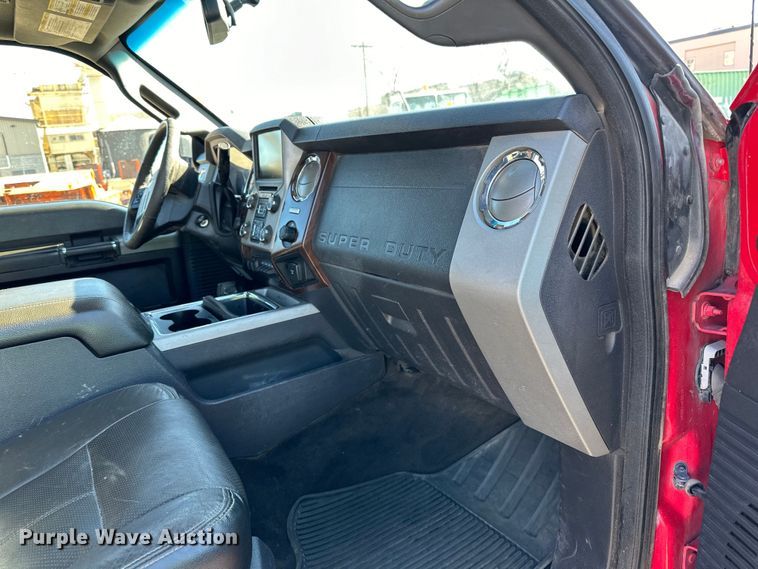 image for item DO3394 2015 Ford F350 Super Duty Lariat SuperCab pickup truck