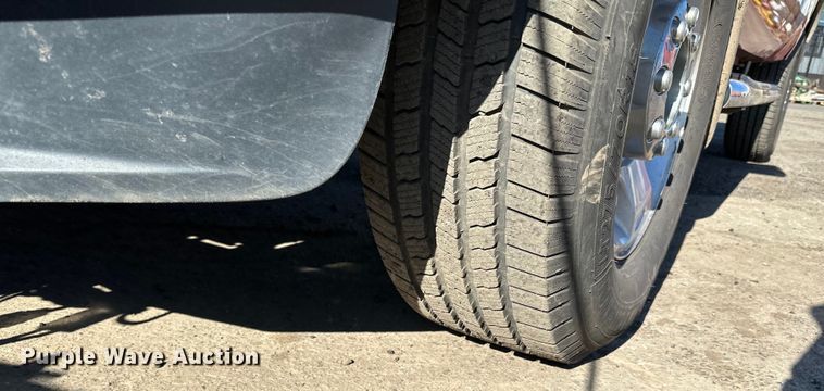 image for item DO3394 2015 Ford F350 Super Duty Lariat SuperCab pickup truck