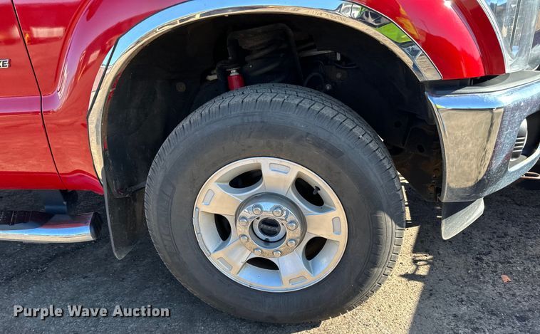 image for item DO3394 2015 Ford F350 Super Duty Lariat SuperCab pickup truck