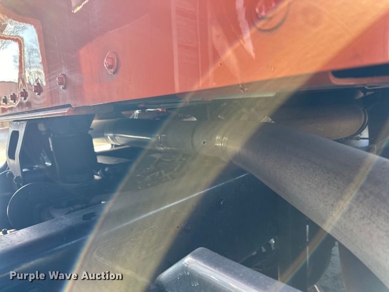 image for item DO3395 2014 Kenworth  T800W semi truck