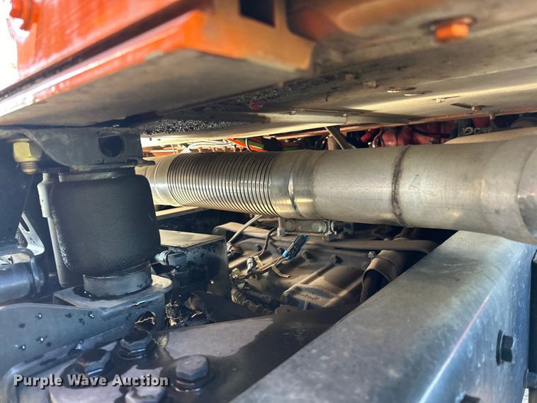 image for item DO3395 2014 Kenworth  T800W semi truck