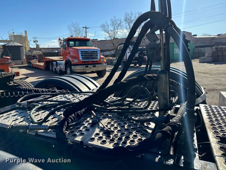 image for item DO3395 2014 Kenworth  T800W semi truck