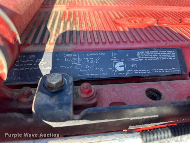 image for item DO3395 2014 Kenworth  T800W semi truck