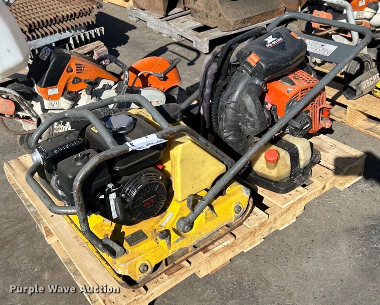 image for item DO3398 Concrete equipment