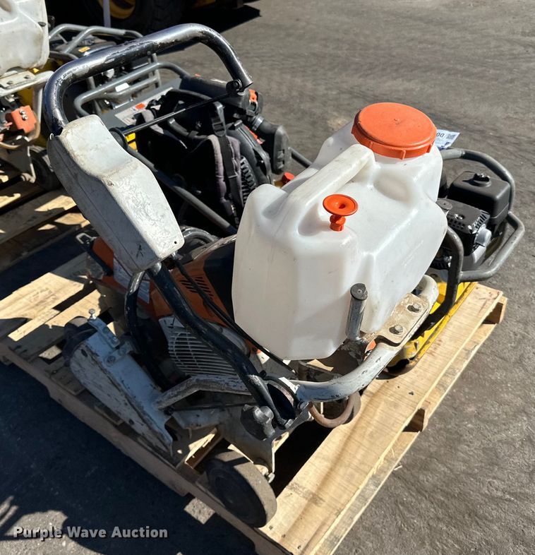 image for item DO3398 Concrete equipment