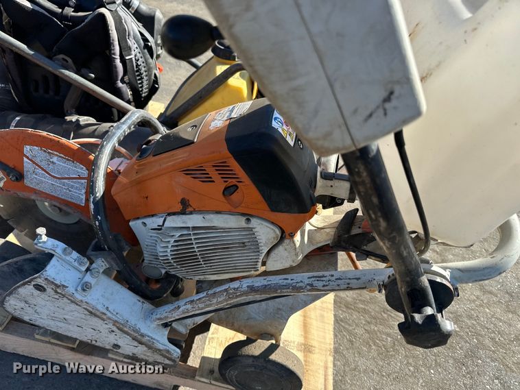 image for item DO3398 Concrete equipment