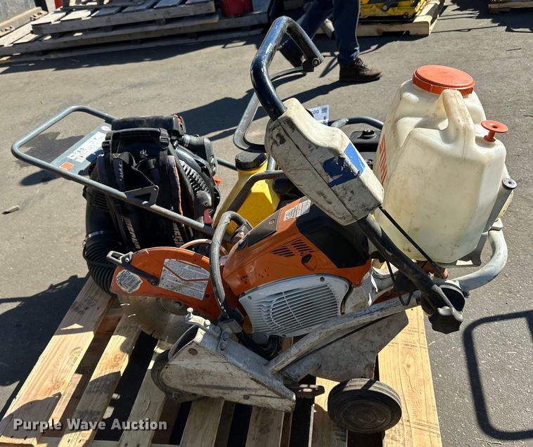 image for item DO3402 Concrete equipment