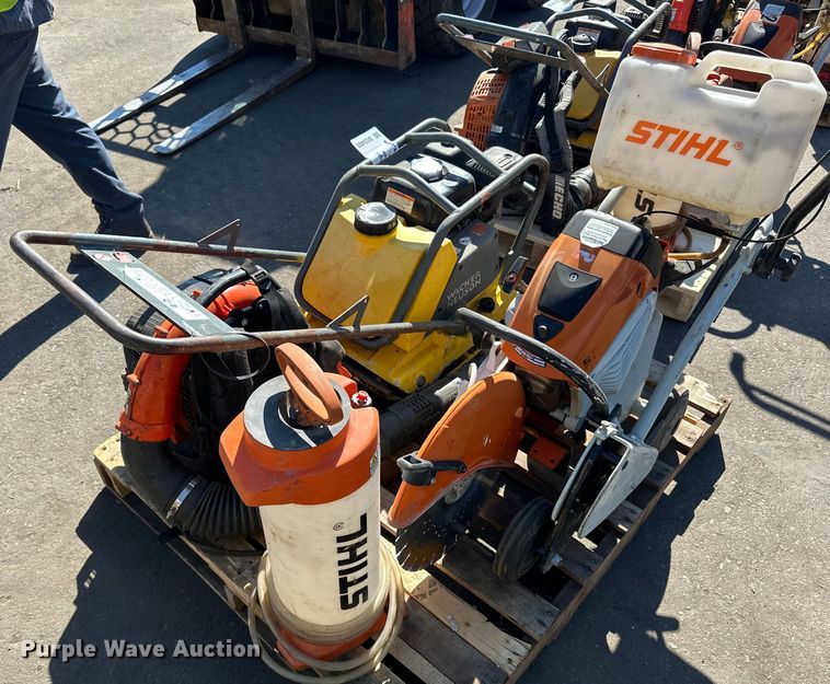 image for item DO3403 Concrete equipment 