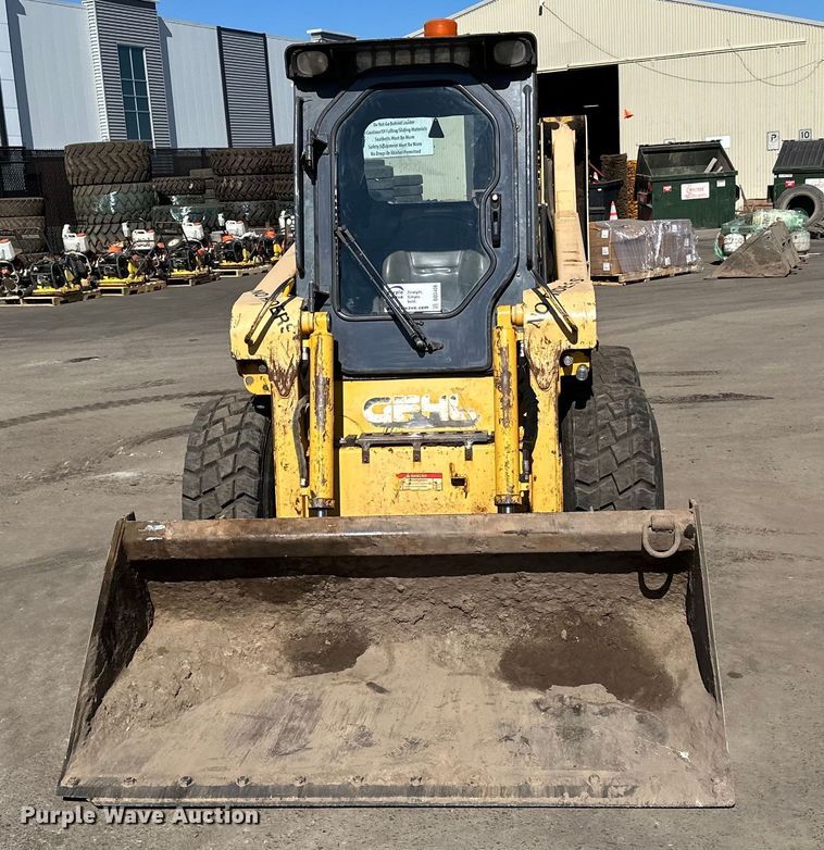 image for item DO3406 2011 Gehl 5640 skid steer loader