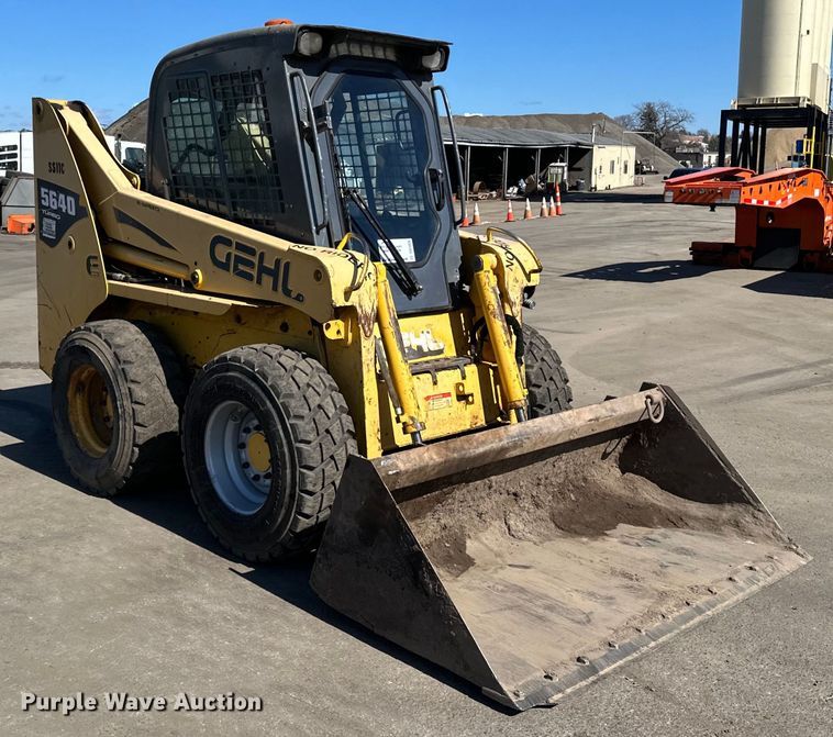 image for item DO3406 2011 Gehl 5640 skid steer loader
