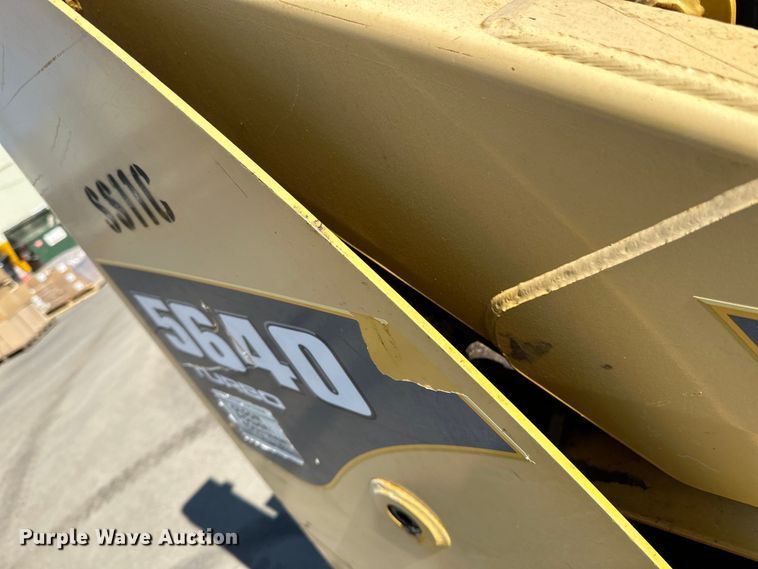 image for item DO3406 2011 Gehl 5640 skid steer loader