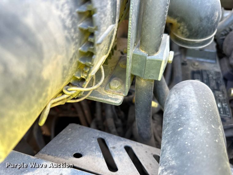 image for item DO3406 2011 Gehl 5640 skid steer loader