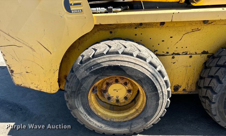 image for item DO3406 2011 Gehl 5640 skid steer loader