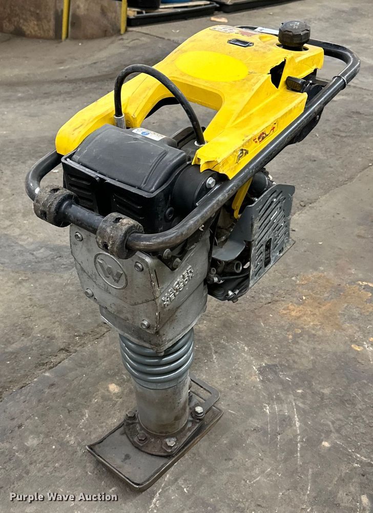 image for item DO3412 Wacker BS50-4  plate compactor