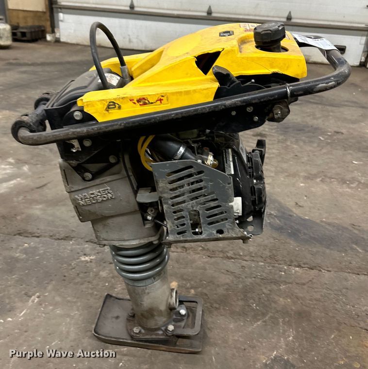 image for item DO3412 Wacker BS50-4  plate compactor