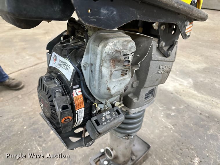 image for item DO3412 Wacker BS50-4  plate compactor