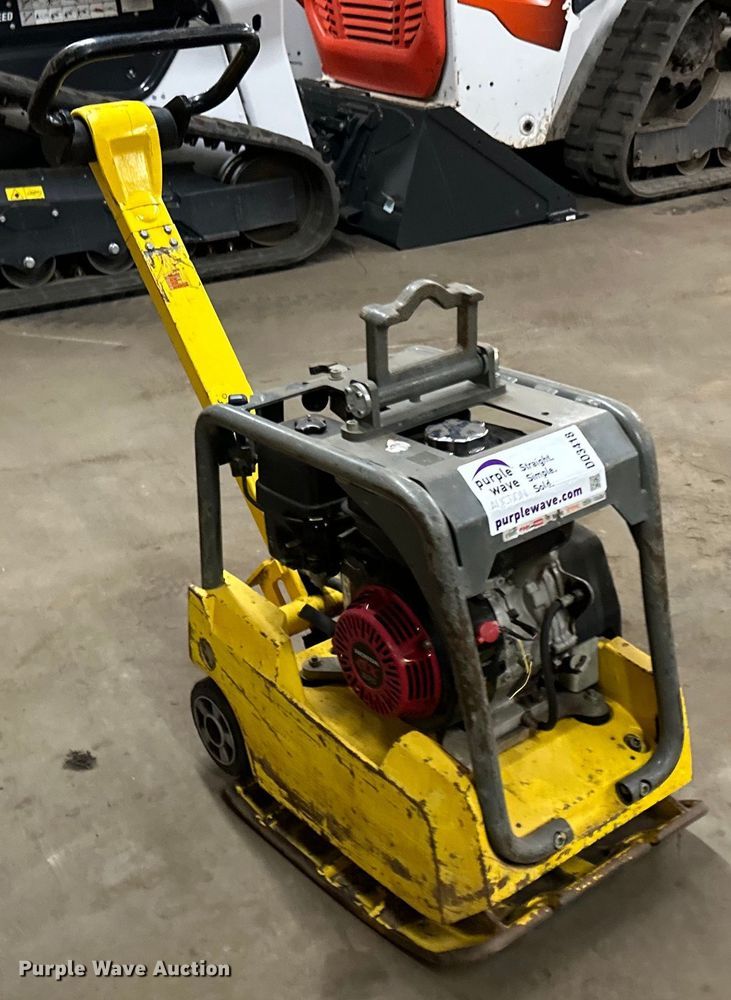 image for item DO3418 2014 Wacker BPU 3750 ATS plate compactor