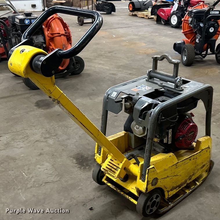 image for item DO3418 2014 Wacker BPU 3750 ATS plate compactor