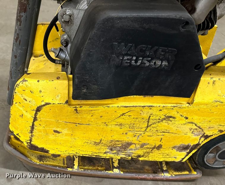 image for item DO3418 2014 Wacker BPU 3750 ATS plate compactor